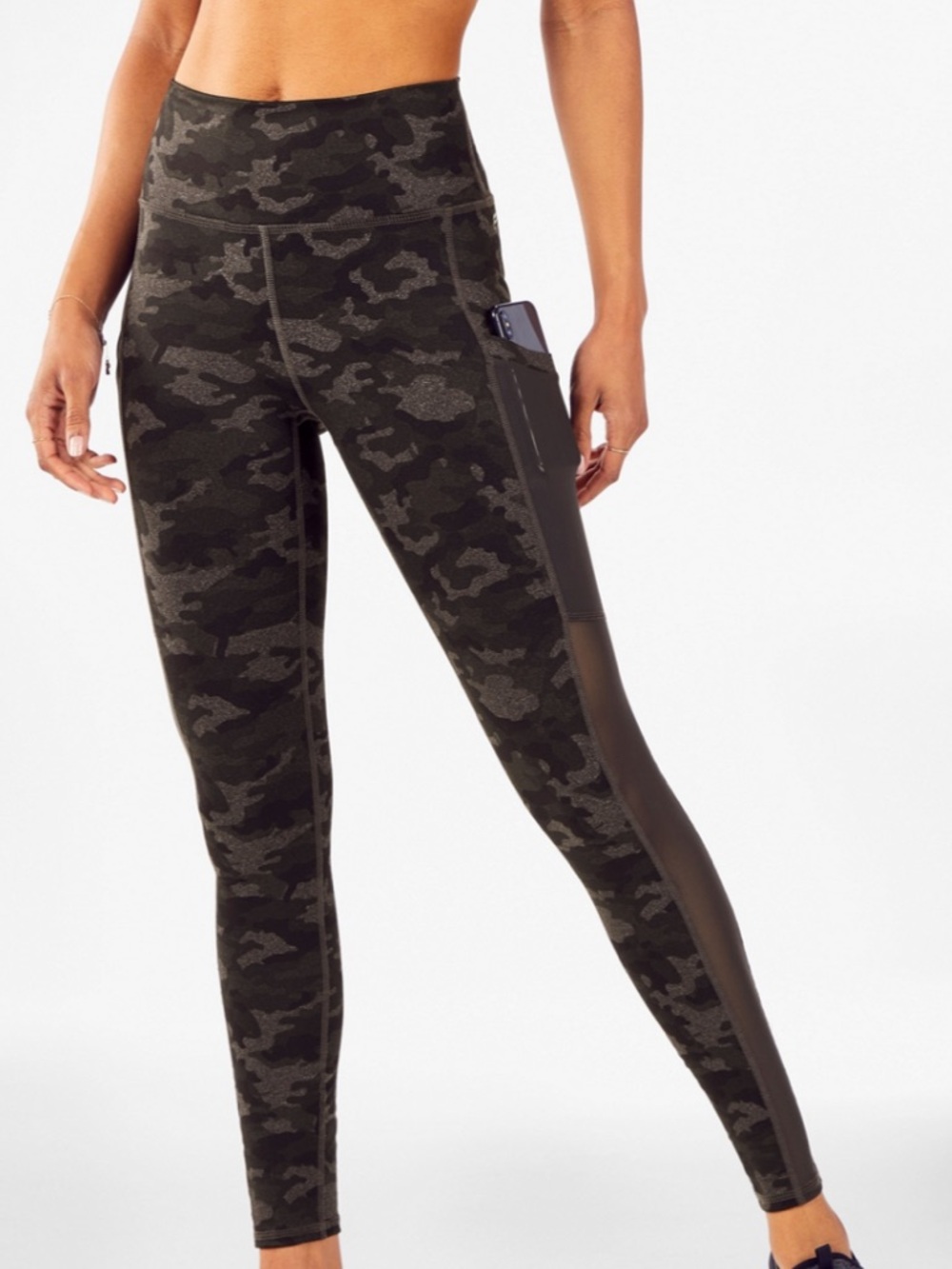 Fabletics On The Go PowerHold Leggings Camo w Mesh & Pockets Women’s XS